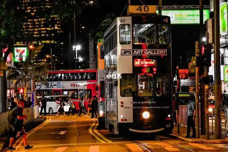 港风街头标配‖叮叮车