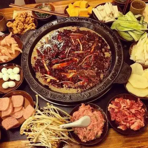 科普丨你为什么喜欢在朋友圈晒美食?拍照后更好吃?是真的!