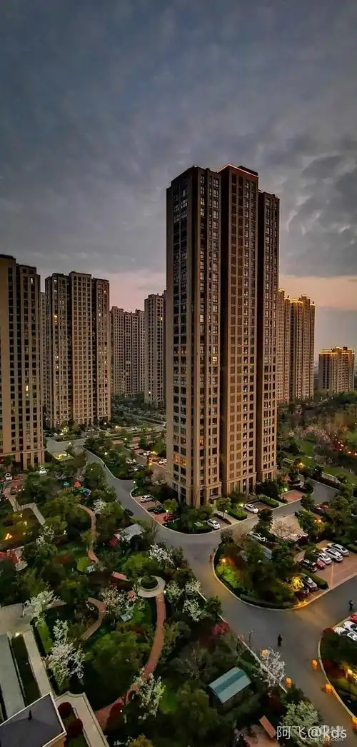 三线城市小区环境