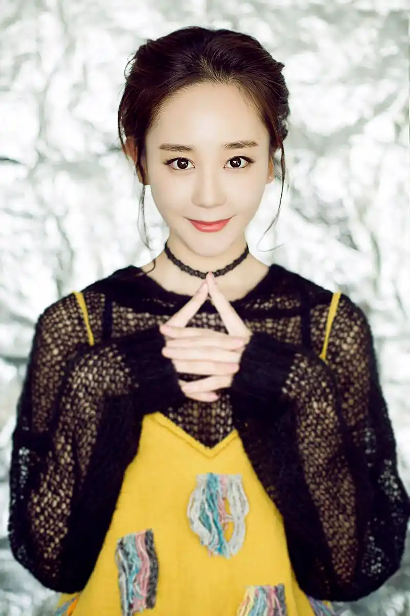 海陆出席时尚盛典 获年度最具时尚风格艺人奖