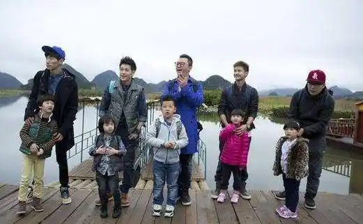 "模特男神"张亮,从一夜爆红走向堕落,资本被耗尽了?_寇静_节目_工作