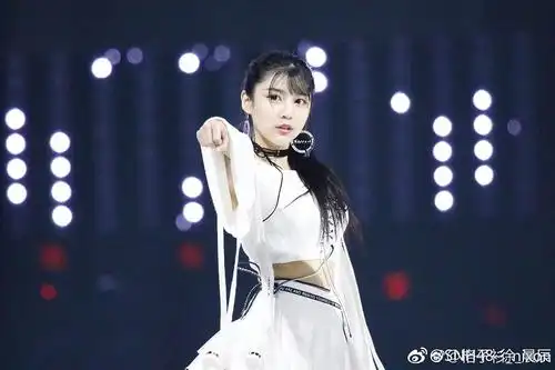 徐晨辰 chenchen xu的图片