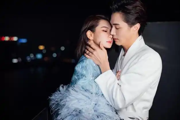 戚薇爆料的更具体,夫妻俩都好敢说 - 戚薇林子君故事 - 实验室设备网