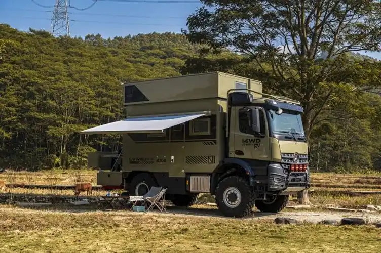 奔驰阿洛斯2036四驱越野房车