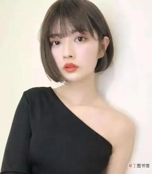 9款女生大脸圆脸适合的发型 圆脸适合的卷发图片