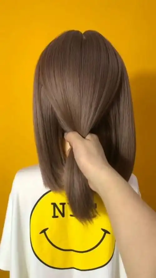短发低马尾这样扎,超美的