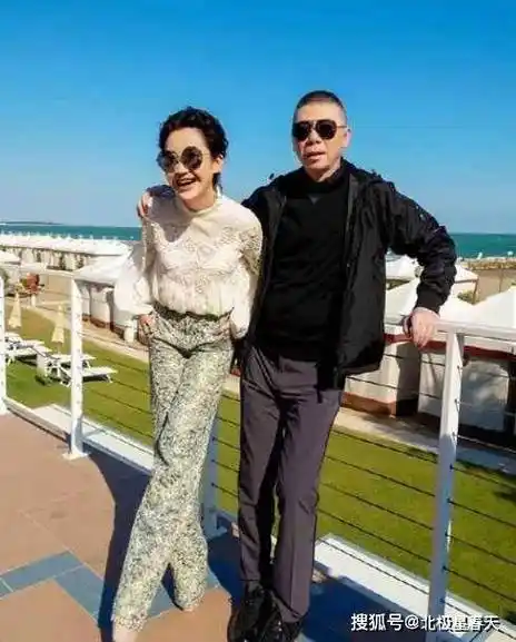 被称北平之花的许晴被3任男友宠成公主如今51岁未婚