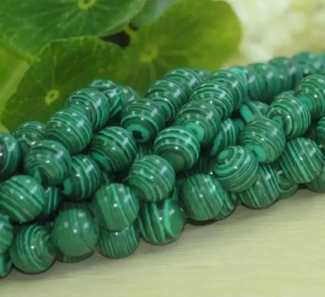 这些孔雀石是假的!你看得出来吗?