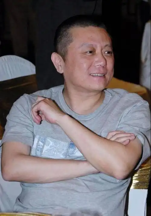 回顾王咪:做你女儿真倒霉,离婚28年,想跟前妻复合的