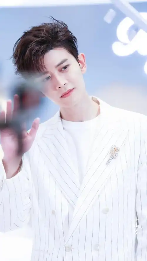 任嘉伦##任苒时光##任嘉伦烈焰##任嘉伦伍赓##任嘉伦的伍赓话