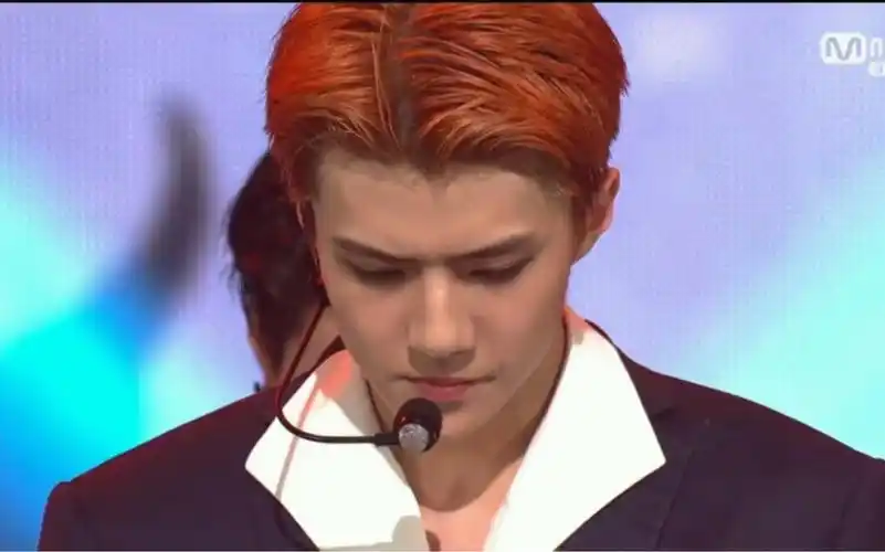 夏天了怎么能少了exo《kokobop》呢