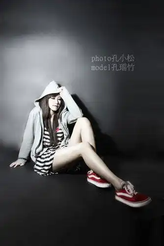 79米的孪生妹妹孔瑶竹不逊姐姐孔燕松.