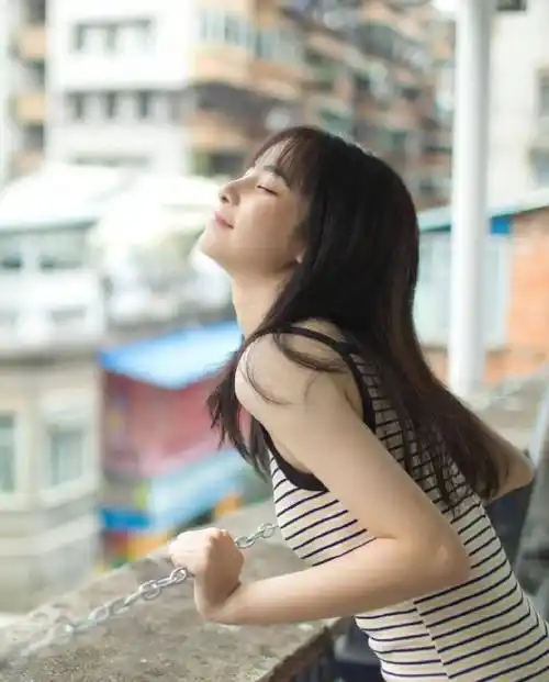 靓靓聊第50期爱笑的女孩才是最美的有没有被美女的笑容所感染