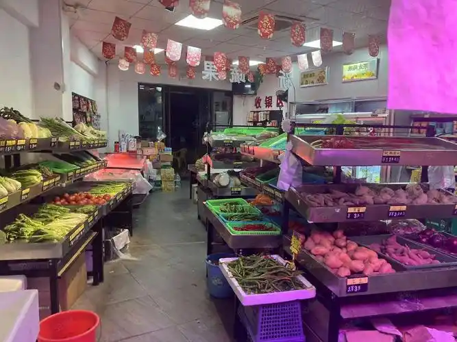 【17图】石碣中惠悦湾小区生鲜超市转让,小区门口第1个位置营业额3千