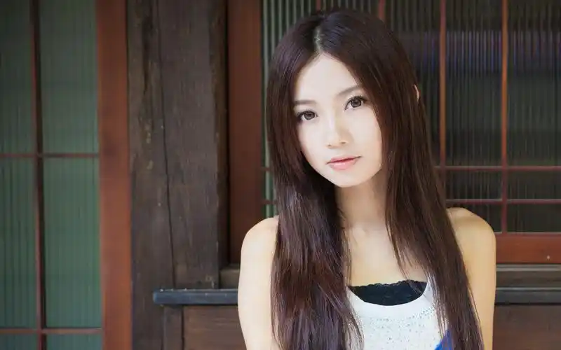 活力美女桌面壁纸(12/20)