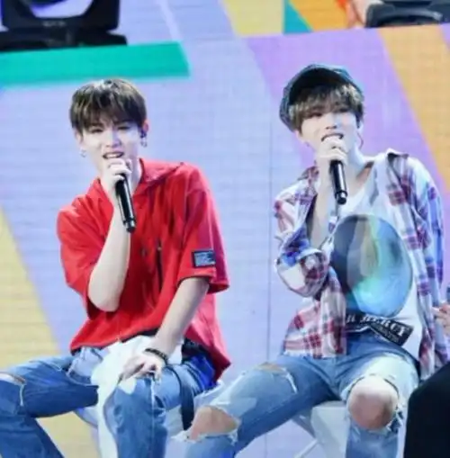 蔡徐坤 justin(黄明昊)