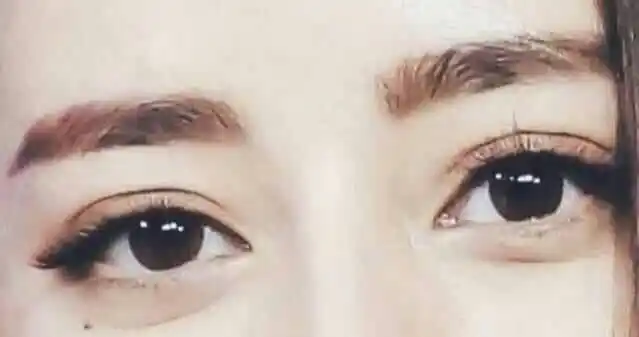 看眼睛猜明星,我能猜出哪个是章若楠,你能猜得出来吗?