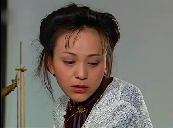 19年后重温《情深深雨蒙蒙》雪姨的悲剧,暗自在婚外情里较劲