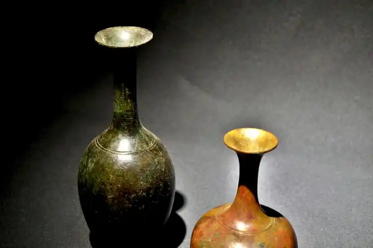 唐代青铜长颈瓶青铜净瓶佛教青铜器唐代传世净瓶