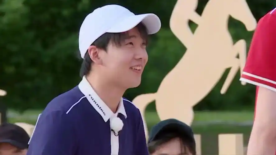 蔡徐坤和郭麒麟真是完美的搭配幼稚拌嘴太可爱了