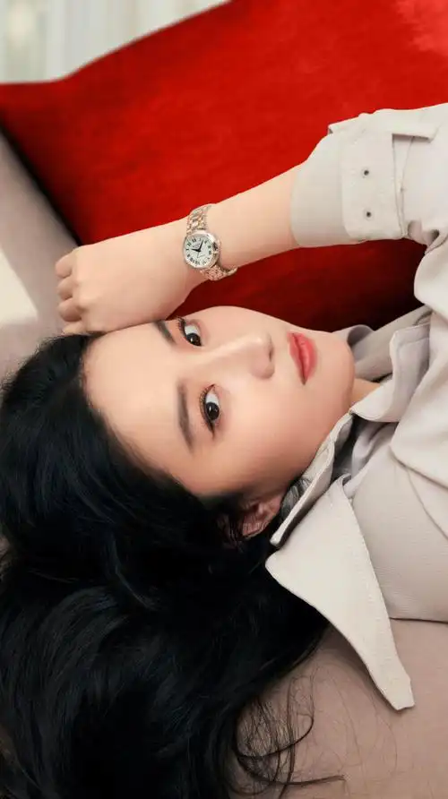 刘亦菲免费主题大全高颜值美女刘亦菲手机壁纸白色西装刘亦菲侧颜手机