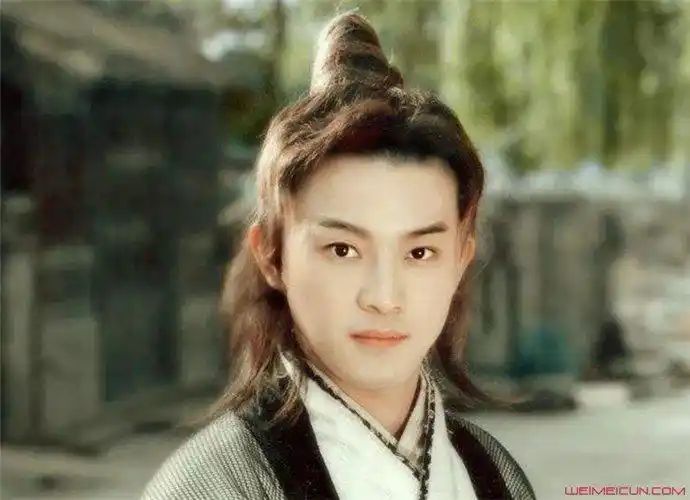 原创沙溢年轻时有多帅军艺十大校草沙溢这颜值逆天了