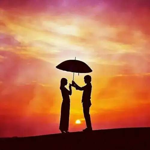 想来这一生,总会有那么一个人,牵着你的手,将爱融入生命,倾一世温柔