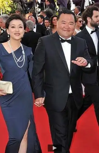 杨澜第一任丈夫现状杨澜前夫张一兵为什么离婚了