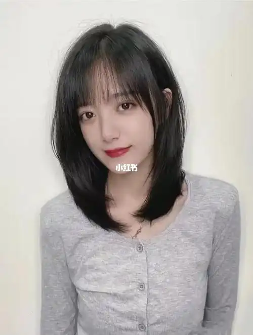 初恋头少女发型锁骨发修饰脸型比例不同针对脸型也不同,针对圆脸修饰