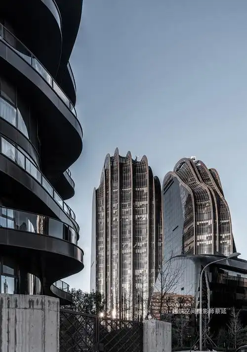 北京骏豪中央公园广场