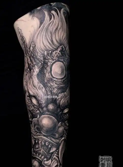 大龙纹身图片_手臂手部新传统龙花臂中国风纹身图案