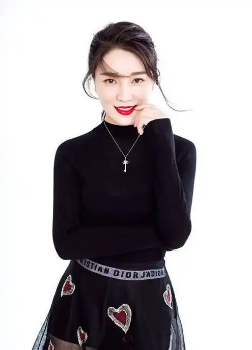 2009年7月6日,主演由徐庆东执导的警匪剧《重案六