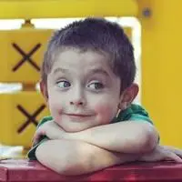 爱笑的女孩运气不会太差爱笑俊朗的小男生头像帅气可爱的你