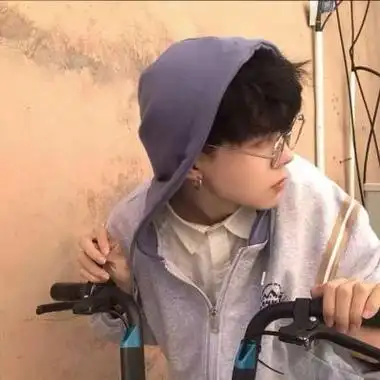 qq头像2021年最流行男生照片