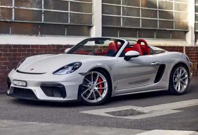 保时捷718名声大,这台进口跑车48.88万起,性能比718要极端