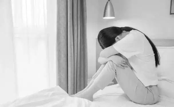 一个为情痴狂的富婆,却死在她深爱的情郎手下,1998年深圳情杀案