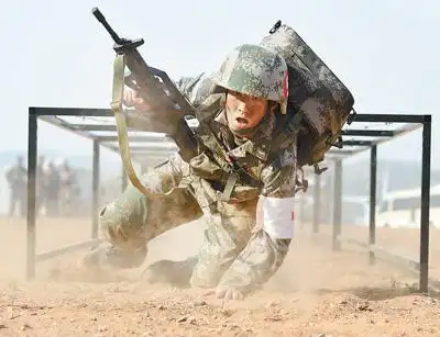 联勤保障部队举行首次护理备战练兵比武竞赛组图