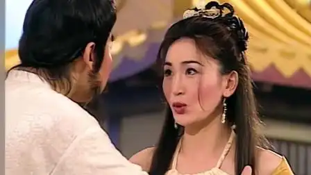 封神榜:纣王对着妲己下跪,这个大王真是荒唐,妲己说看见他就想吐-电视