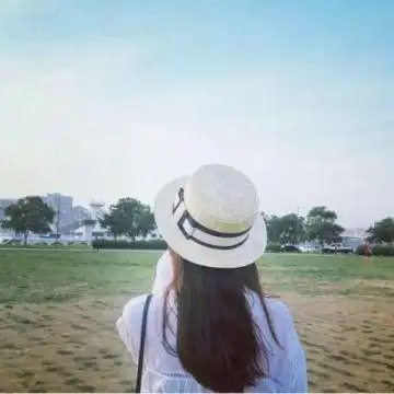 女生背影微信头像2021最新款