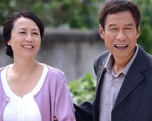 【图】刘佩琦老婆孟天娇很是贤惠 男星背后的女人令人惊叹