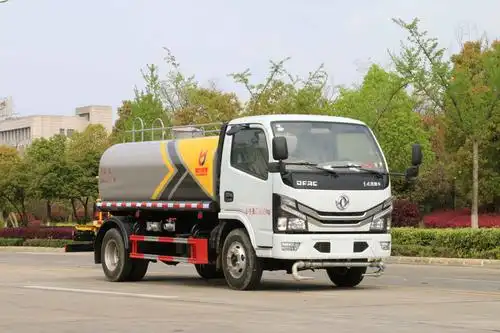 5方东风小多利卡洒水车  全柴115马力 城市道路除灰尘花洒