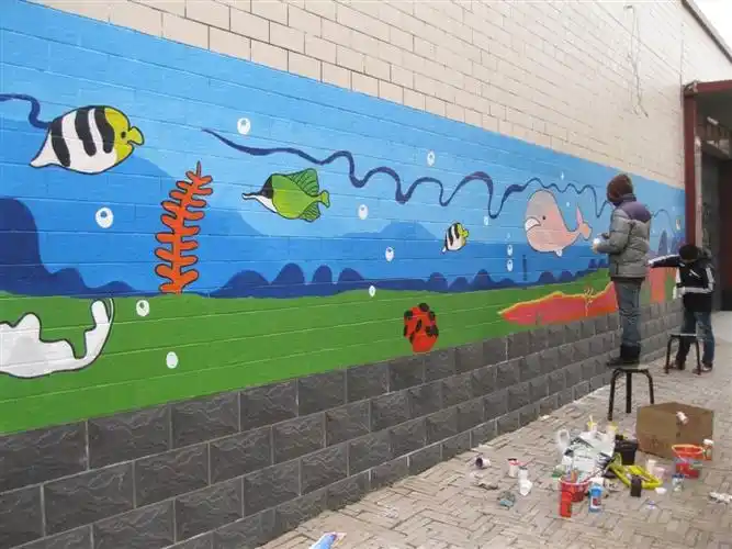 幼儿园墙体壁画特点及设计原则