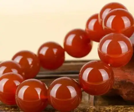 柿子红玛瑙手串价格多少钱-柿子红玛瑙/玛瑙手串价格知识