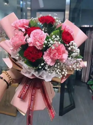 感恩母亲节康乃馨花束预定啦