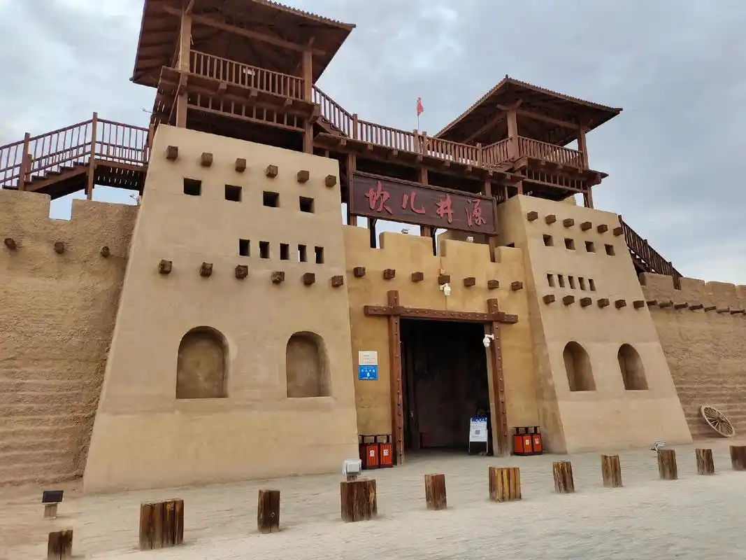 大美##新疆坎儿井是在干旱地的劳动人民漫长的历史发展中创造 - 抖音