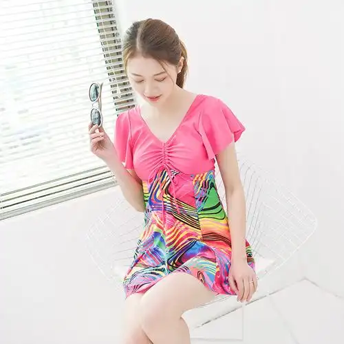 新款连体泳衣女士大码泳装印花裙摆平角裤保守游泳衣厂家批发