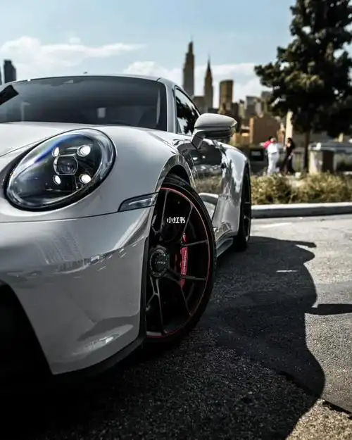 保时捷911992gt378