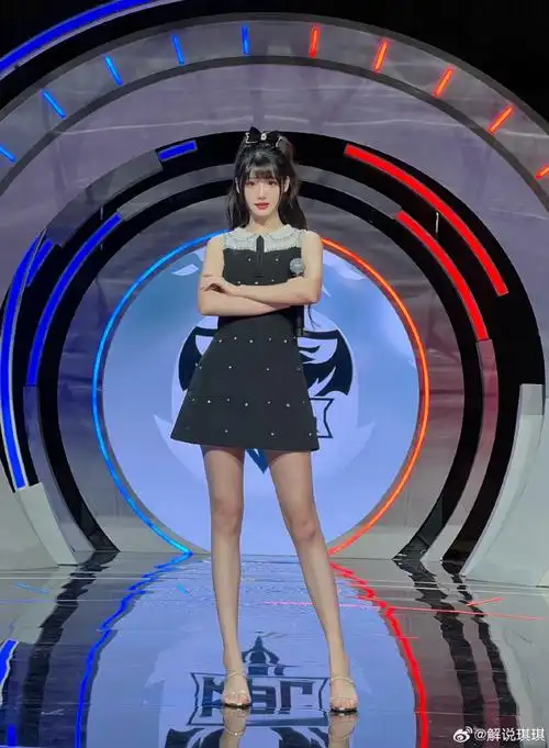 工作照九宫格分享今天造型打几分呀解说琪琪超话#2024kpl春季赛