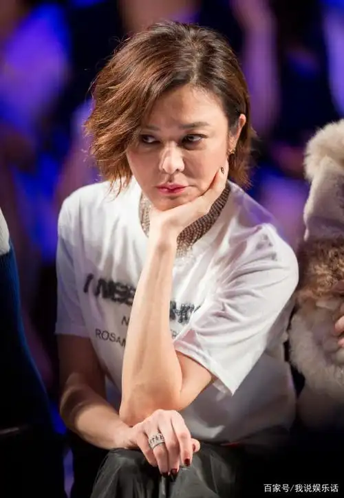 关之琳雍容华贵,有气质,美人迟莫幕,但曾经的高级感一直在!