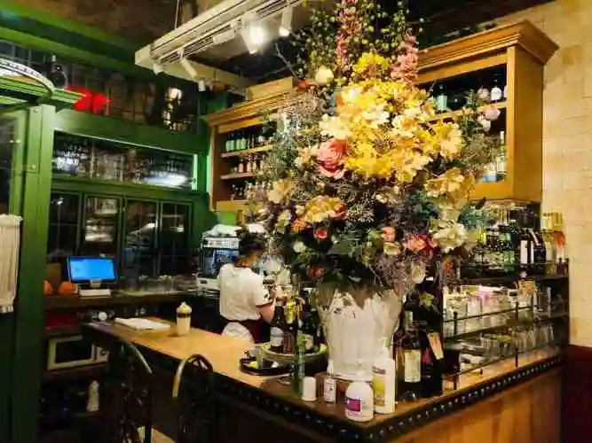 玛格萝妮比萨屋(昆山路店)